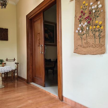 Ndalem Suryo Saptono Guest House Tugu Exterior photo