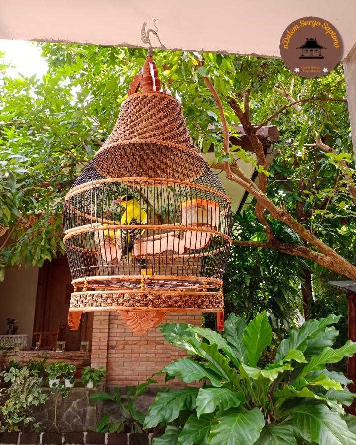 Ndalem Suryo Saptono Guest House Tugu Exterior photo