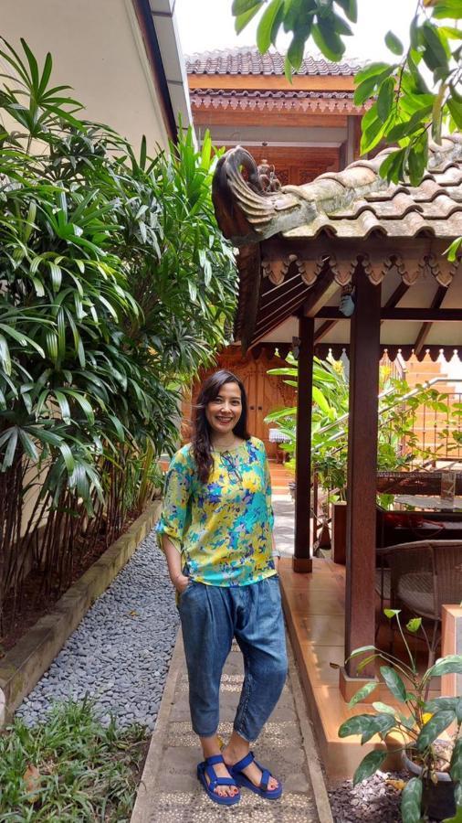 Ndalem Suryo Saptono Guest House Tugu Exterior photo