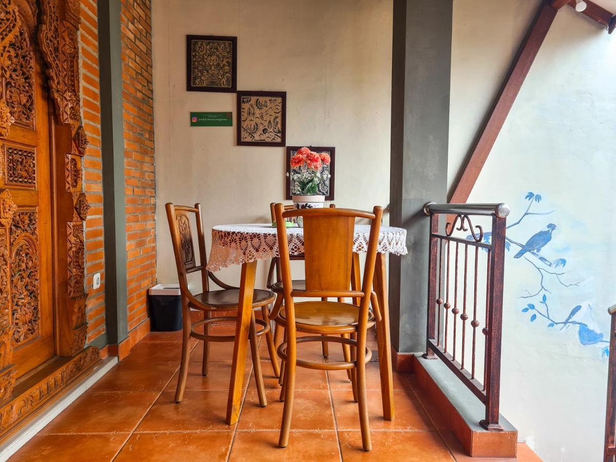 Ndalem Suryo Saptono Guest House Tugu Exterior photo
