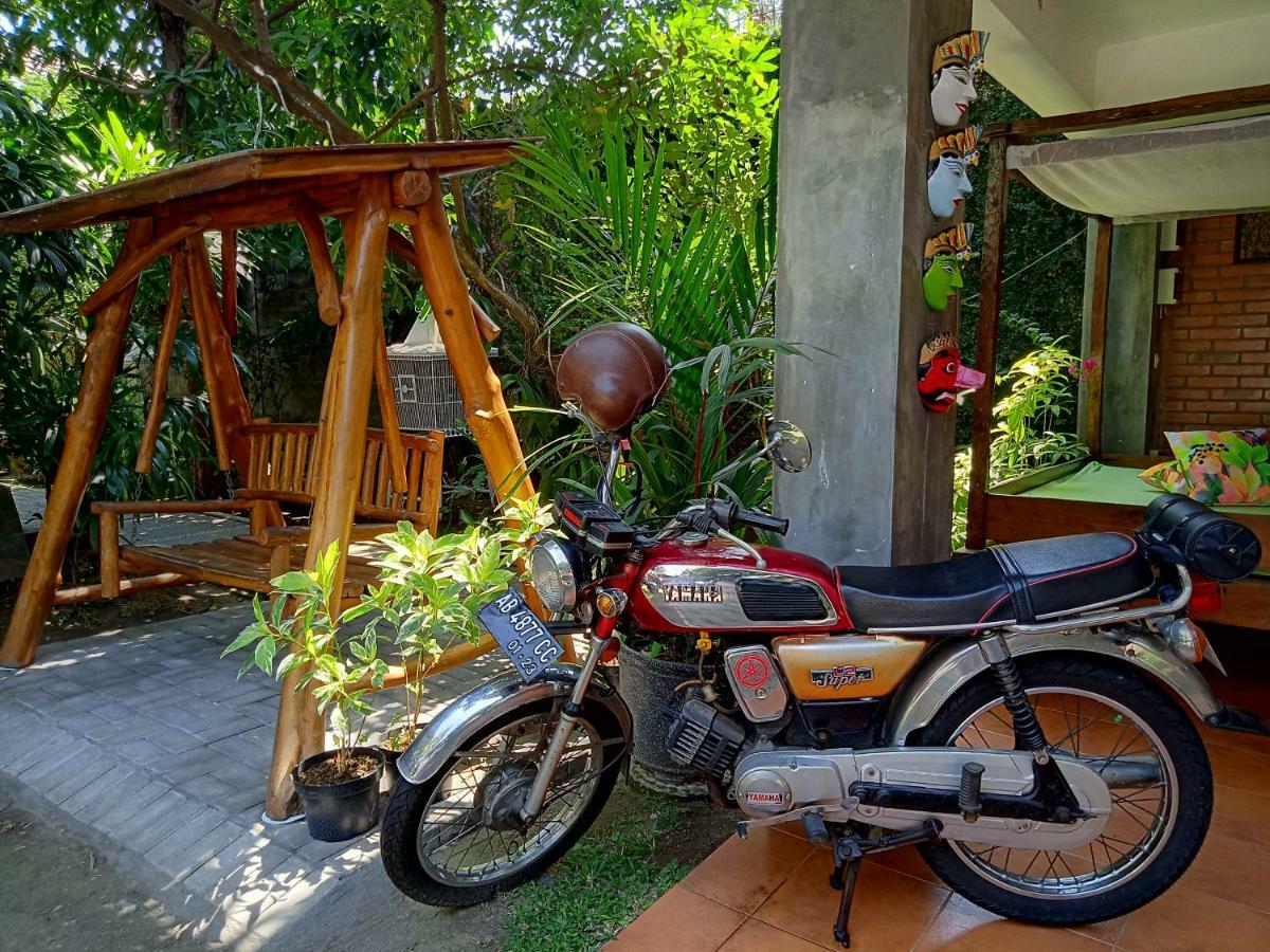 Ndalem Suryo Saptono Guest House Tugu Exterior photo
